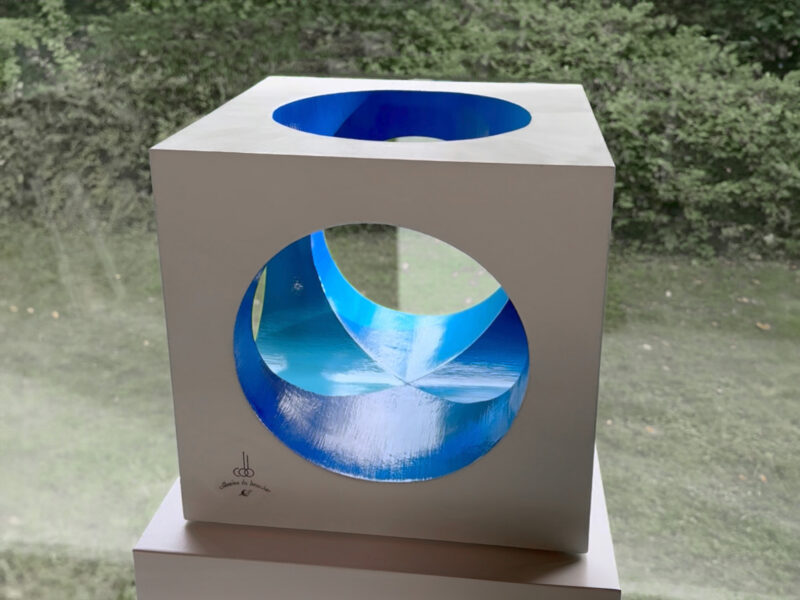 HAWAII - Cubic Sculpture