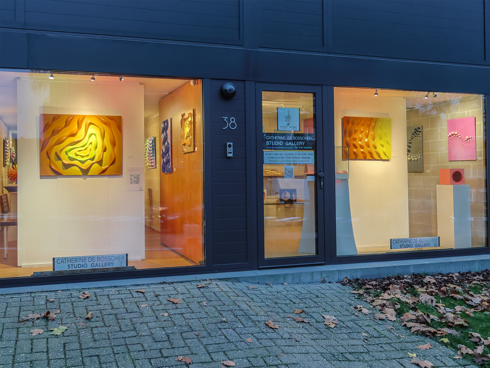 Catherine De Bosscher Studio Gallery Catherine De Bosscher Studio Gallery Showcase